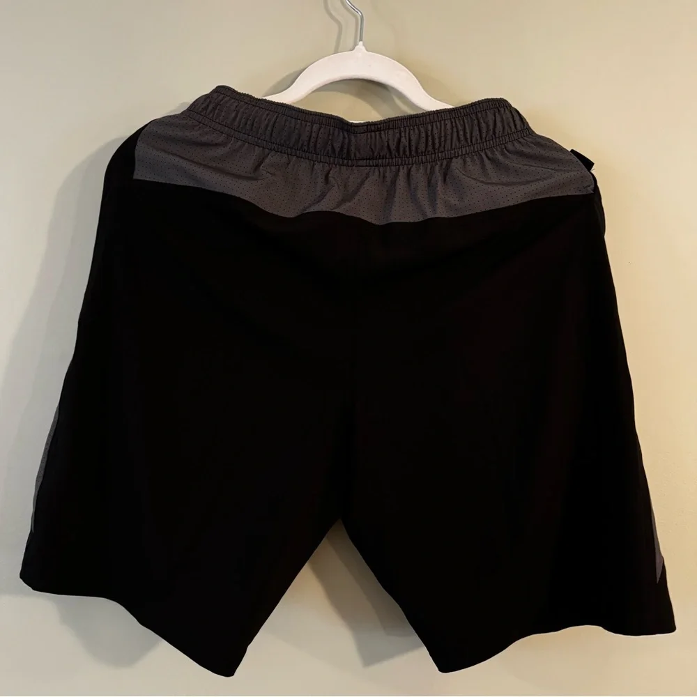 Men's Nike 9-in. Contend Swim Trunks - Picture 5 of 8